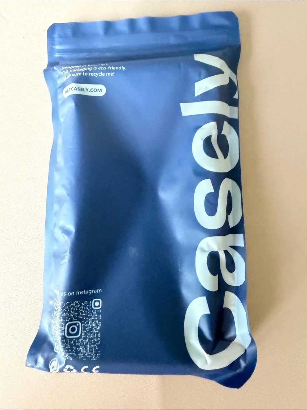 NWT Casely Sunday in Brooklyn Iphone 17 Pro Case